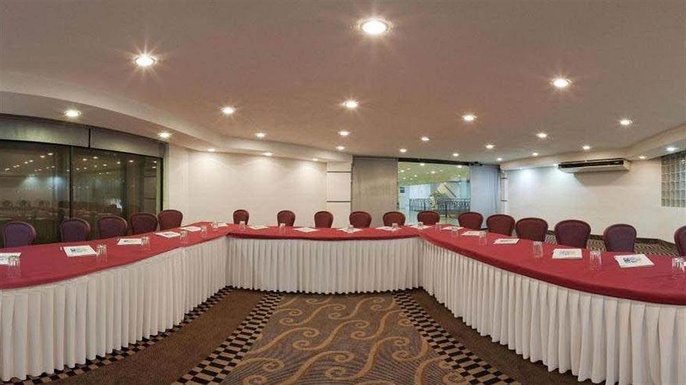 Holiday Inn Express Toluca By Ihg Dış mekan fotoğraf